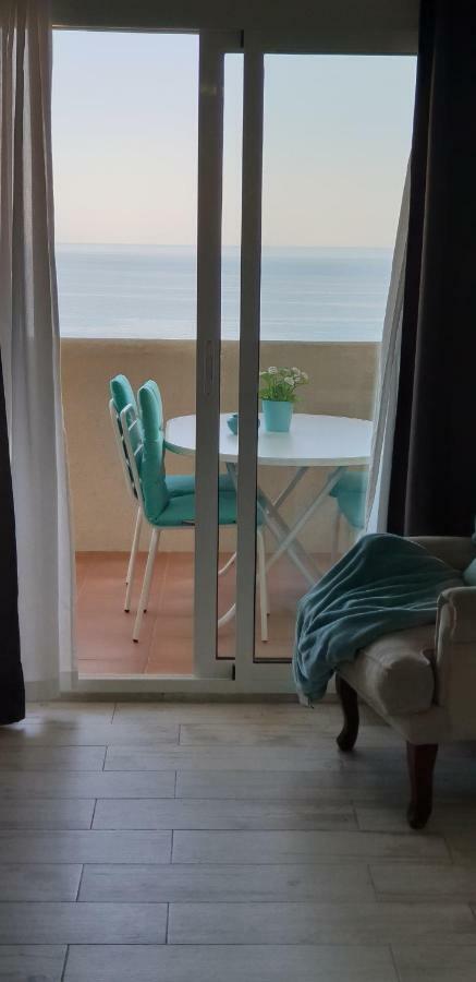 El Estudio De La Playa Benalbeach Holidays Deluxe Benalmadena Exterior photo
